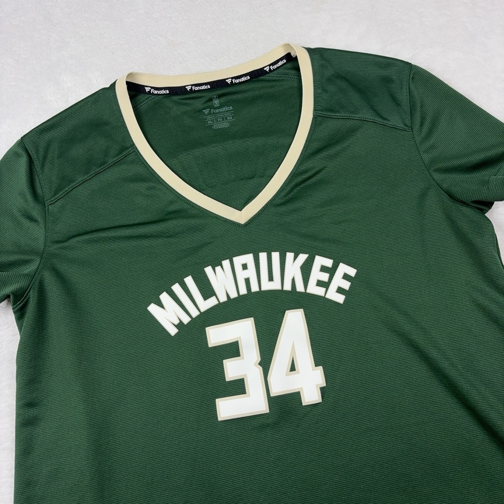 Milwaukee Bucks Fanatics Jersey Womens XL Green NBA Basketball Giannis